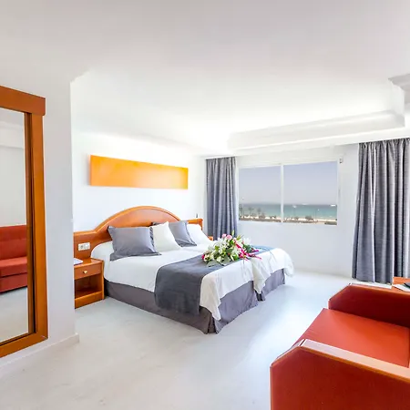 Hotel Sant Jordi 4*