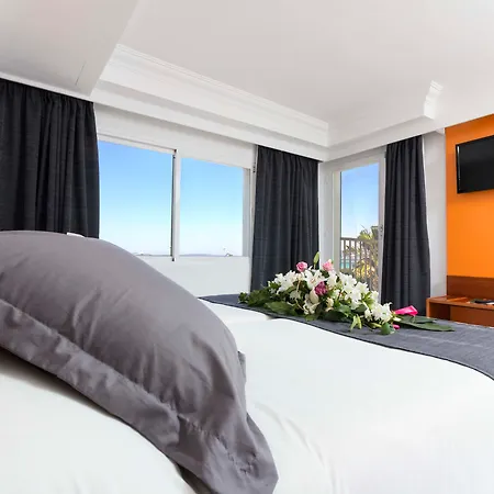 Sant Jordi Hotel 4*